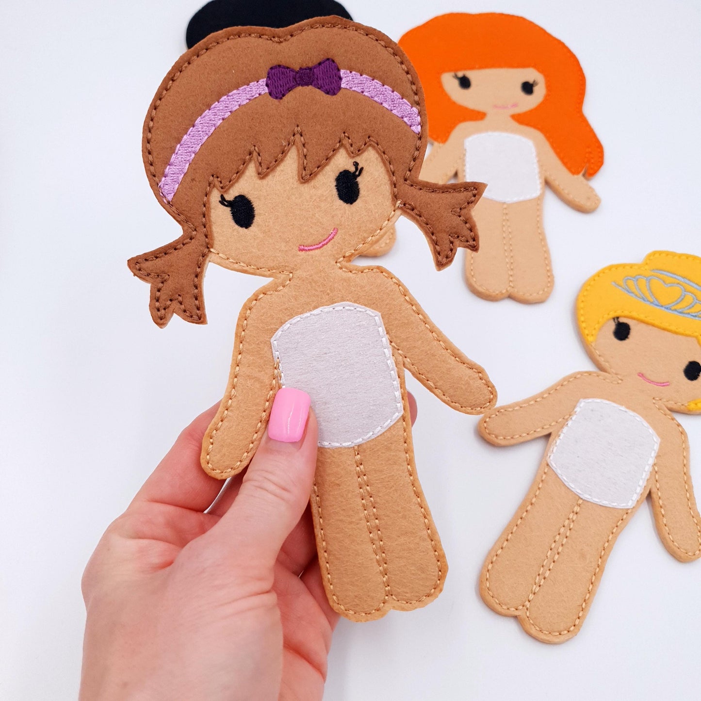 ITH Dress Up Dolls Embroidery Design Felt Paper Doll Starter Pack 5x7 Hoop
