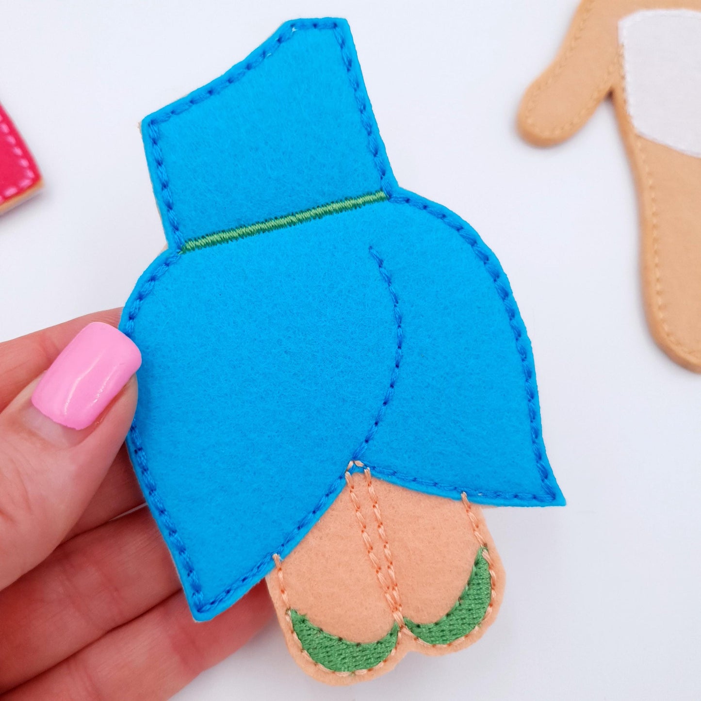 ITH Felt Doll Embroidery Pattern: Dress-Up Clothes, Quiet Book Toy (Digital Download)