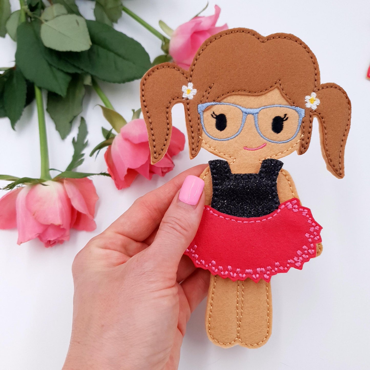 ITH Dress Up Doll Embroidery Design Set with 3 Outfits Felt Paper Doll Starter Bundle 5x7 Hoop Quiet Book Toy