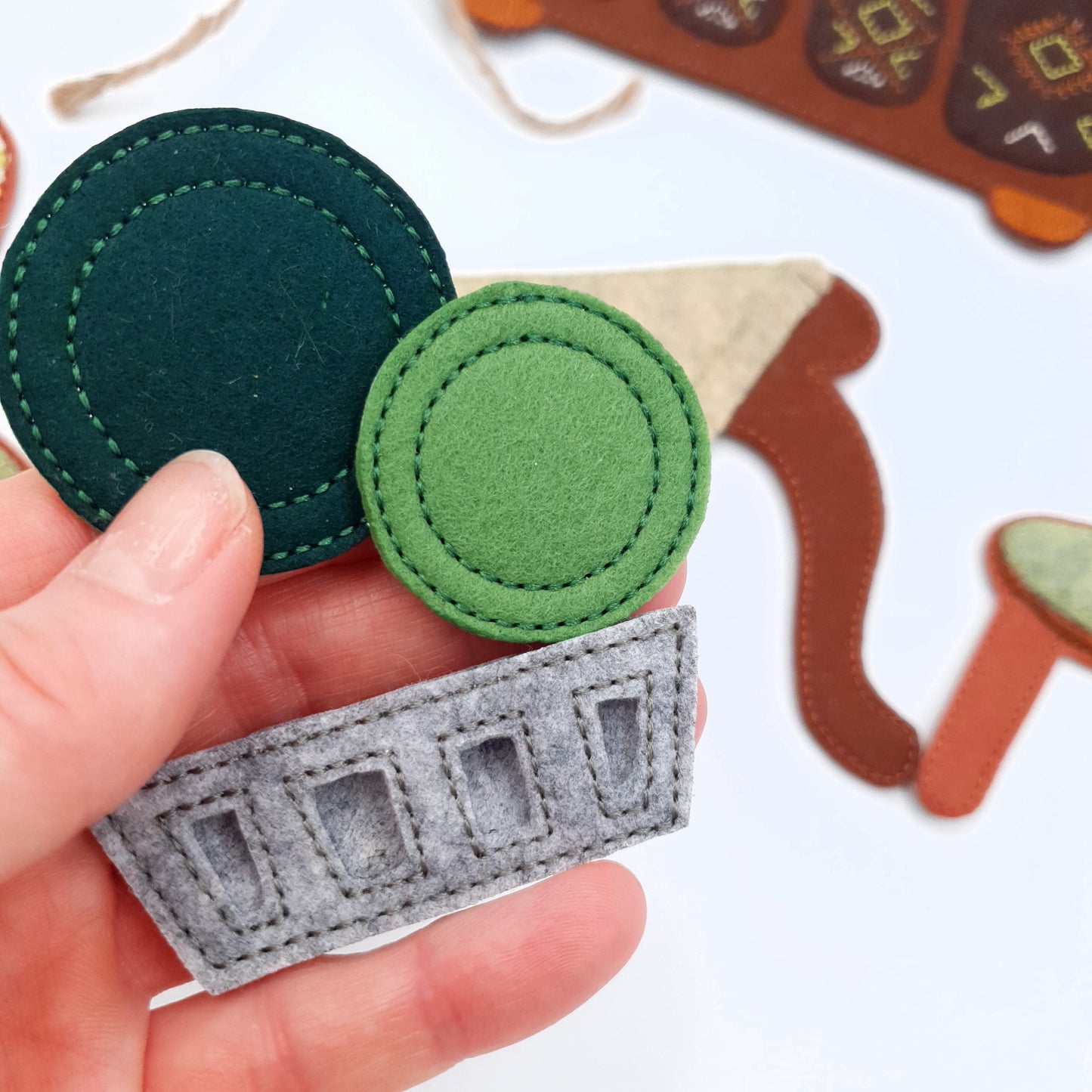 Boho Kitchen Dollhouse Furniture ITH Machine Embroidery Design Set Felt Fridge Stove Sink Table and Chairs for 5x7 Hoop Quiet Book Toy