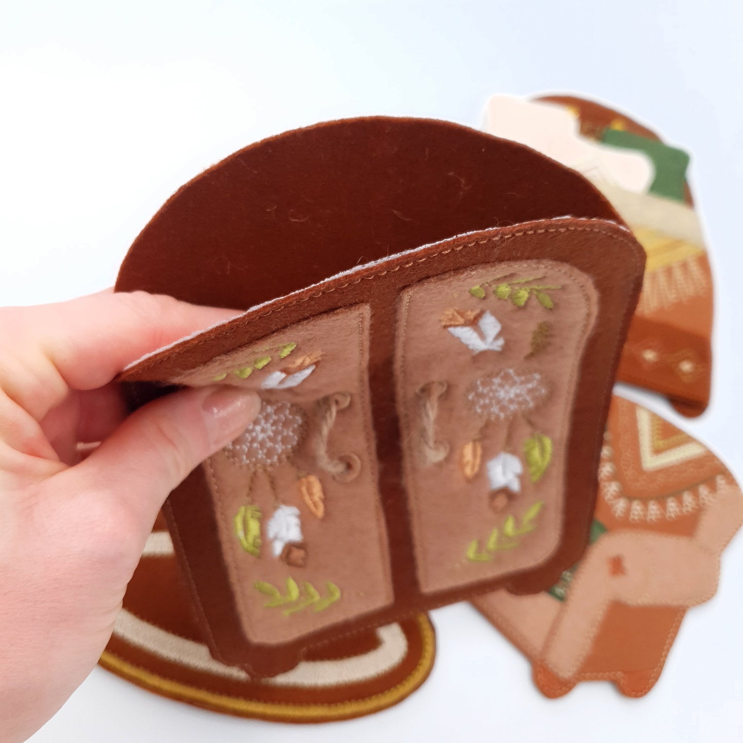 Boho Southwestern Dollhouse Furniture Set ITH Machine Embroidery Design Felt Toy Bed Wardrobe Armchair for 5x7 Hoop Quiet Book Accessory