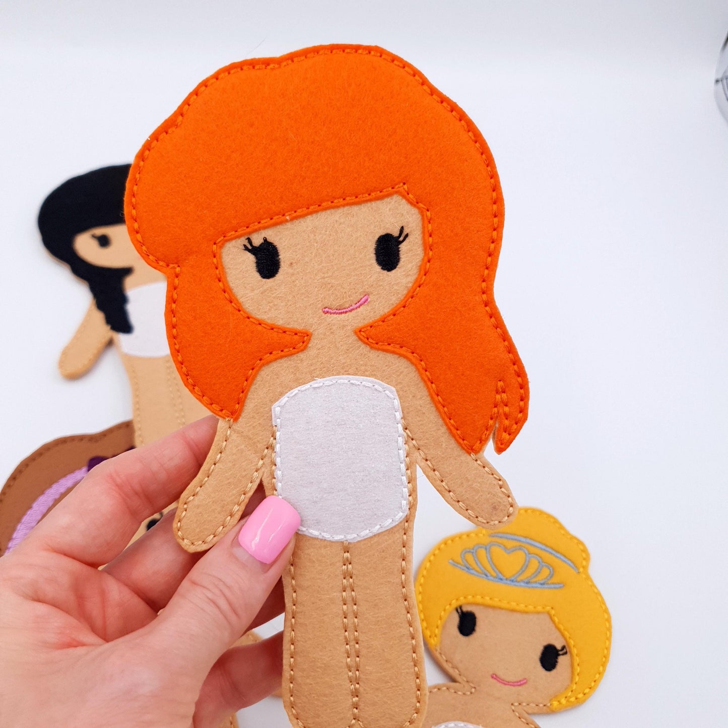 ITH Dress Up Dolls Embroidery Design Felt Paper Doll Starter Pack 5x7 Hoop